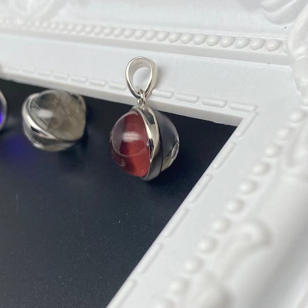 Meteorite Silver Ball Pendant (Sweden) Meteorite Silver Ball Pendant (Sweden)