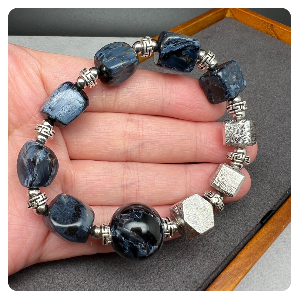 天鐵鎳鐵隕石手鏈 天鐵手鍊配彼德石 天鐵鎳鐵隕石手鏈 天鐵手鍊配彼德石