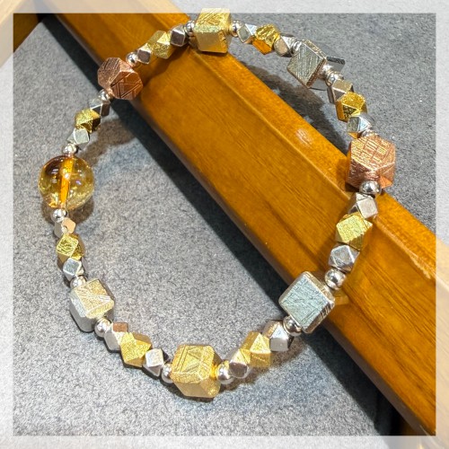 瑞典天鐵鎳鐵隕石 天鐵隕石黃晶手鏈