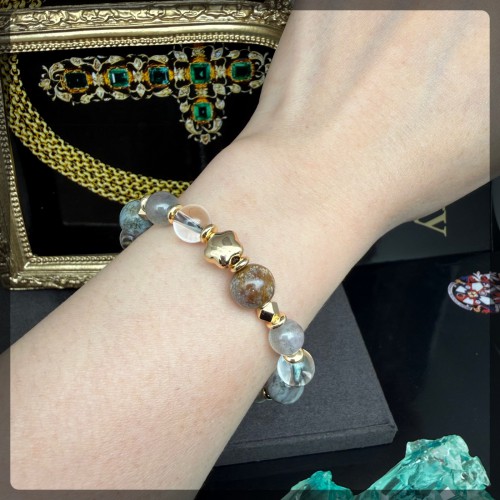 Labradorite, Agate and Clear Quartz Bracelet